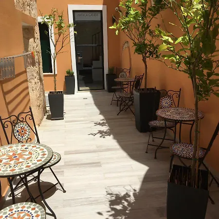 Konukevi Antica Canea Luxury