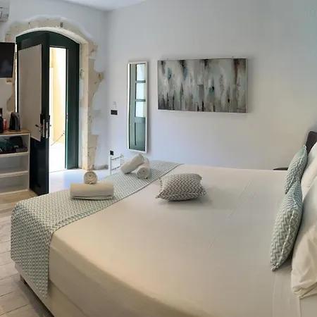 Antica Canea Luxury بيت ضيافة 4*